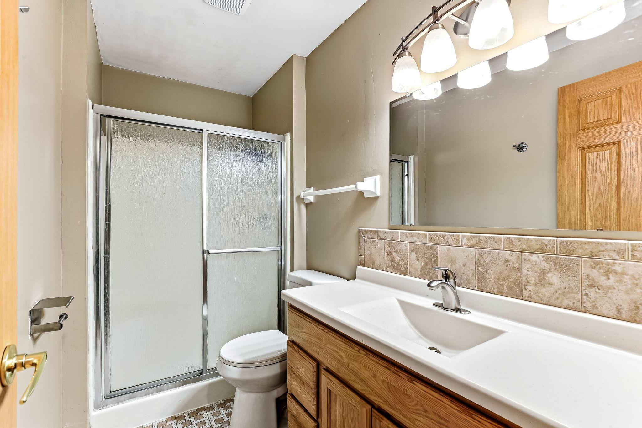 58-web-or-mls-17640-Ionia-Ct-58.jpg