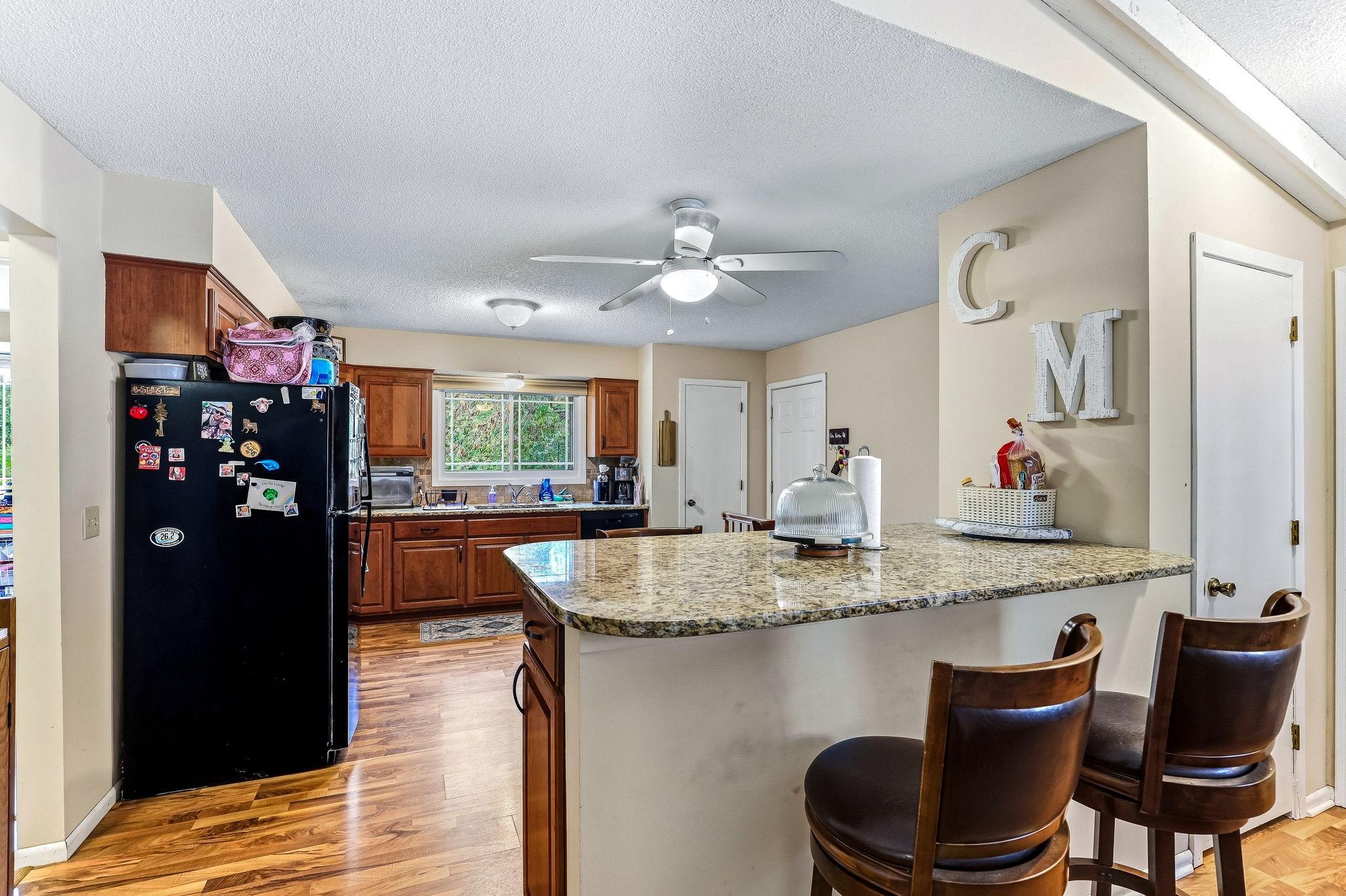 7-web-or-mls-17640-Ionia-Ct-07.jpg