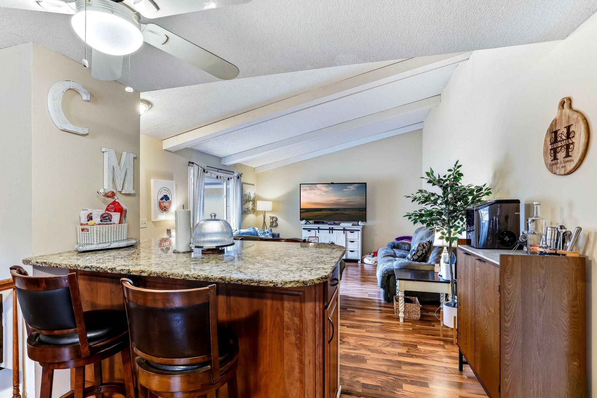 11-web-or-mls-17640-Ionia-Ct-11.jpg