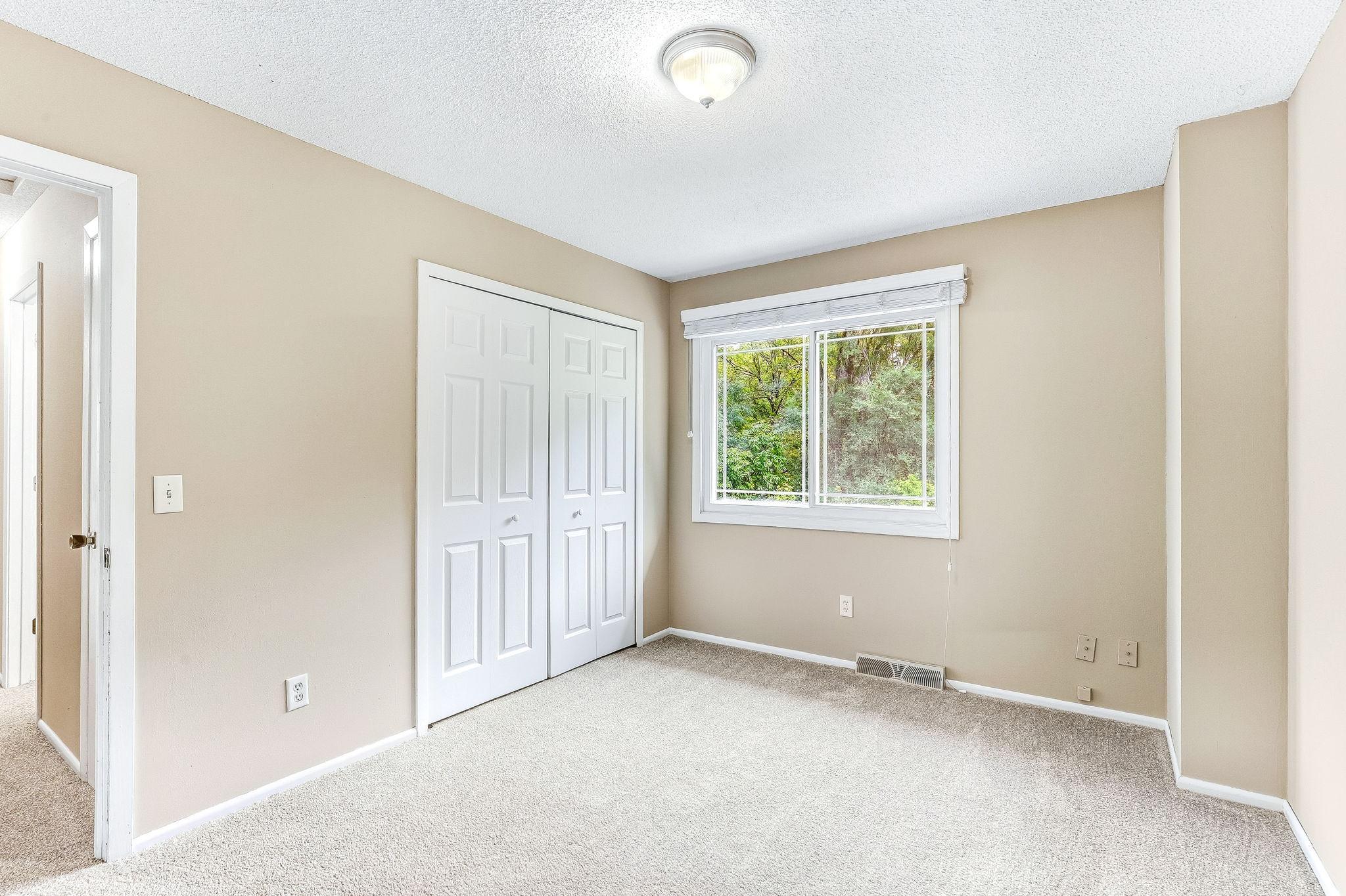47-web-or-mls-17640-Ionia-Ct-47.jpg