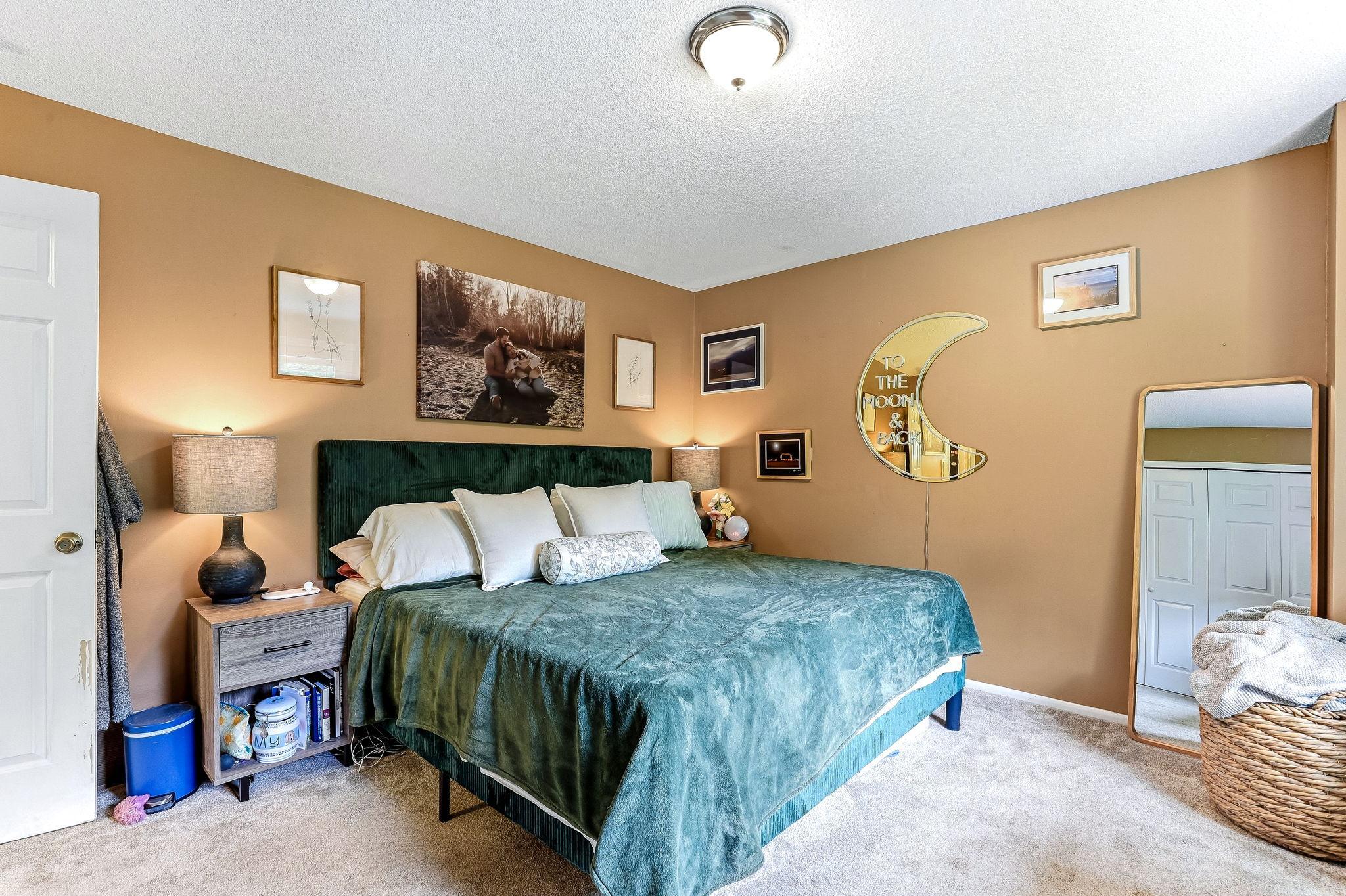 14-web-or-mls-17640-Ionia-Ct-14.jpg