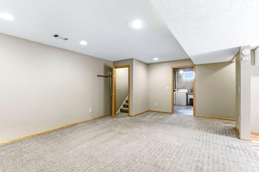 17640 Ionia Court, Lakeville, MN 55044