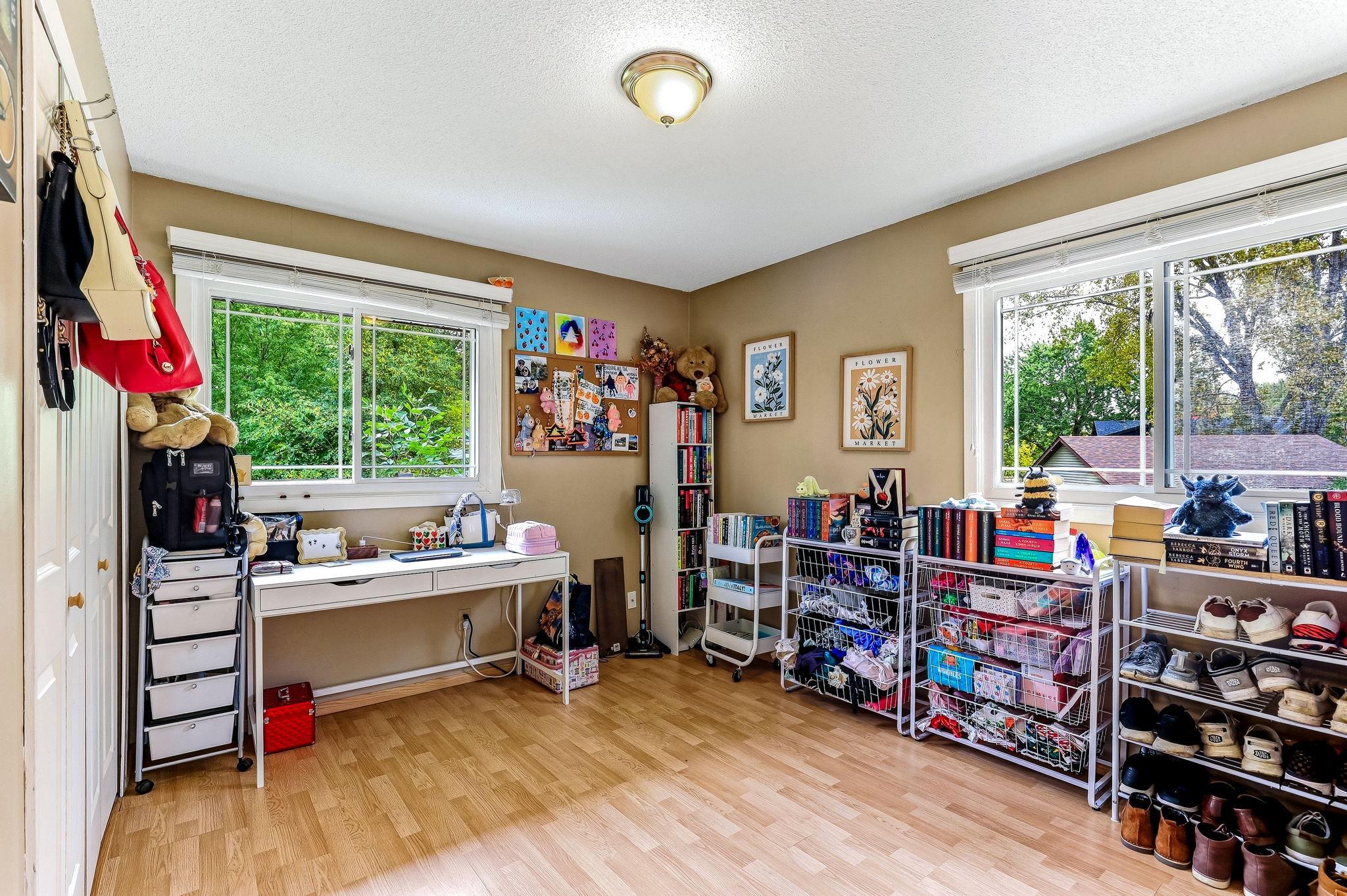 16-web-or-mls-17640-Ionia-Ct-16.jpg