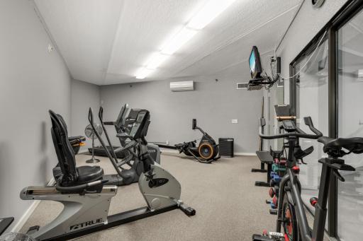 3030 Saint Albans Mill Road, 211, Minnetonka, MN 55305