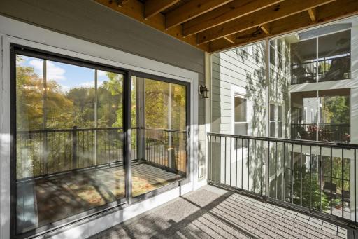 3030 Saint Albans Mill Road, 211, Minnetonka, MN 55305