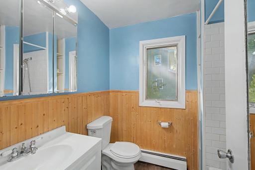 20-web-or-mls-23895-Granada-Avenue-North_20_print.jpg