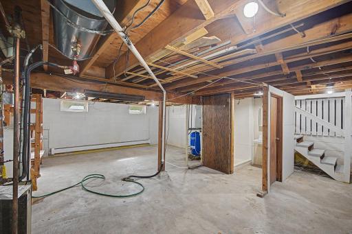 9-web-or-mls-23895-Granada-Avenue-North_31_print.jpg