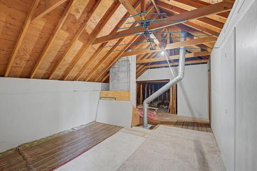13-web-or-mls-23895-Granada-Avenue-North_27_print.jpg