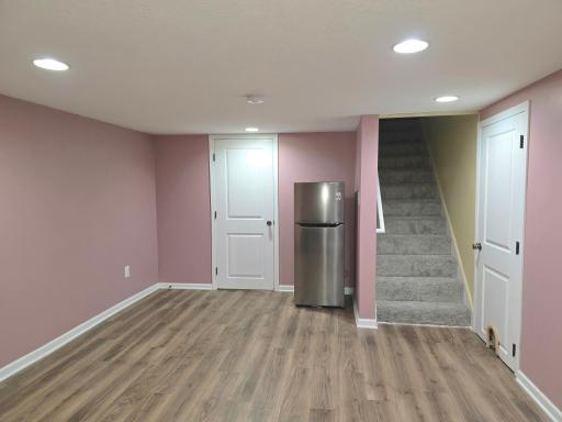909 Old Lexington Avenue, Saint Paul, MN 55116