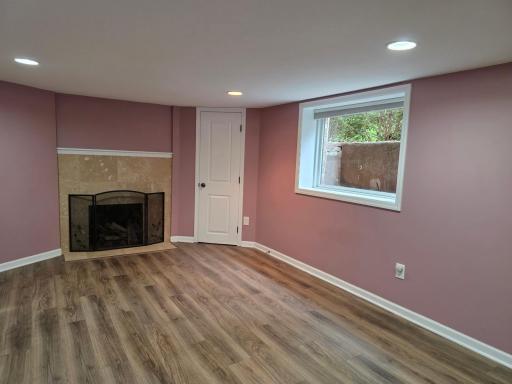 Family room with updated laminate flooring
