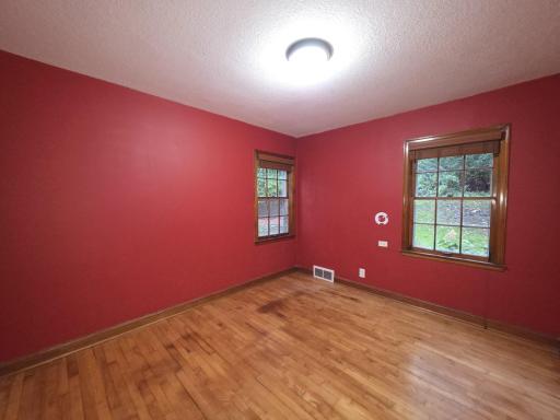 909 Old Lexington Avenue, Saint Paul, MN 55116