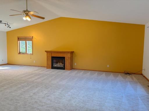 1727 S Court Street, Fergus Falls, MN 56537