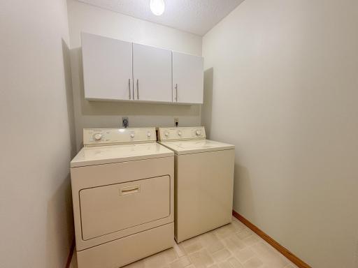 1727 S Court Street, Fergus Falls, MN 56537