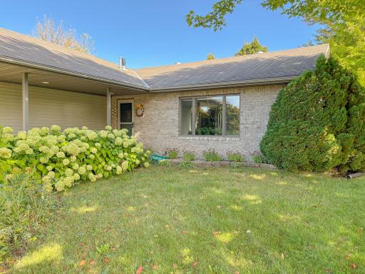1727 S Court Street, Fergus Falls, MN 56537