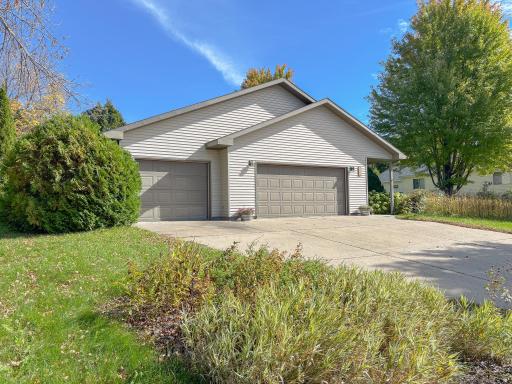 1727 S Court Street, Fergus Falls, MN 56537