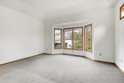 3200 Bent Tree Hills Drive, New Brighton, MN 55112