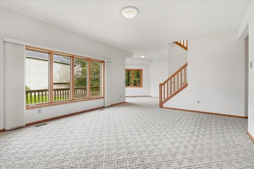 3200 Bent Tree Hills Drive, New Brighton, MN 55112