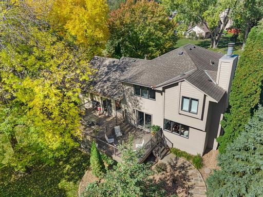 1205 Hilloway Circle, Burnsville, MN 55306