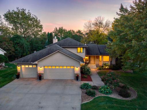 1-web-or-mls-1205 Hilloway Cir-476 copy.jpg