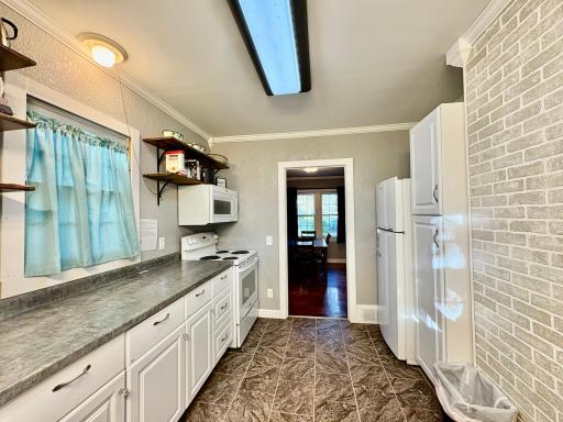 New kitchen
