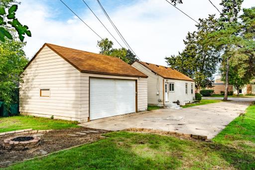 6516 16th Avenue S, Richfield, MN 55423