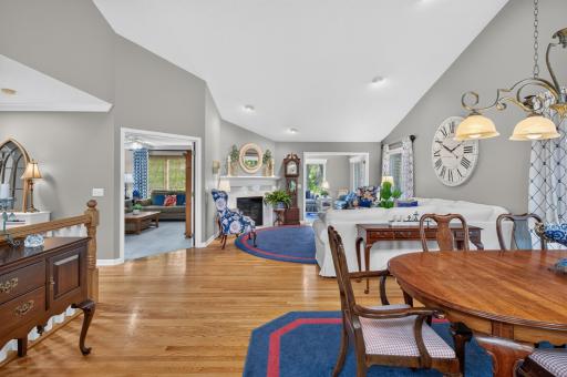 16035 38th Avenue N, Plymouth, MN 55446