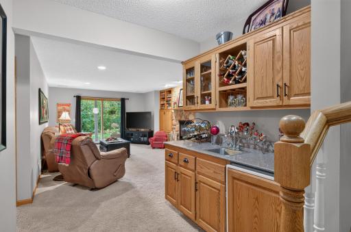 16035 38th Avenue N, Plymouth, MN 55446