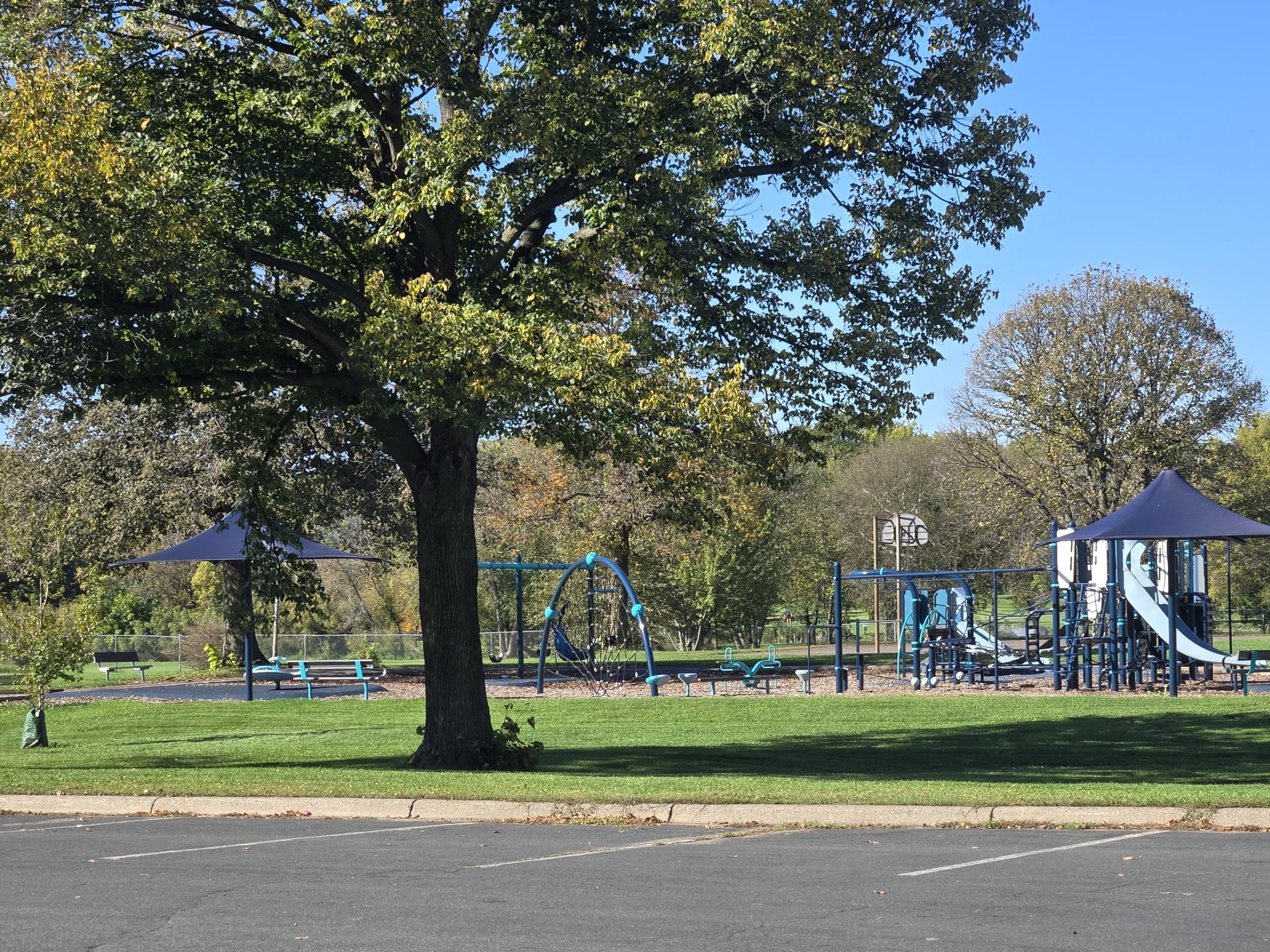 5347 Morgan Lions Park.jpg