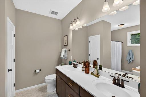 3129 Vale Circle SW, Prior Lake, MN 55372