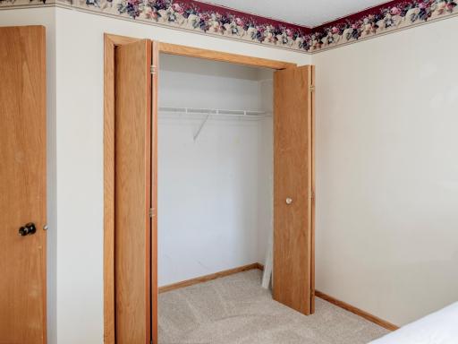 9175 Troon Court, Woodbury, MN 55125
