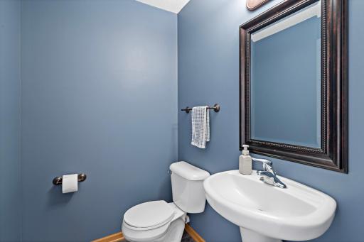 18043 Kindred Court, Lakeville, MN 55044