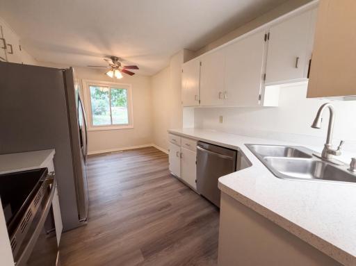 15391 Trillium Circle, Eden Prairie, MN 55344