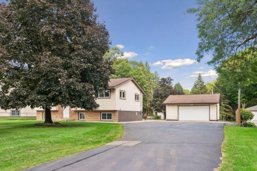 3548 Edgerton Street, Vadnais Heights, MN 55127