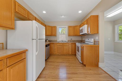 1427 Central Avenue N, Faribault, MN 55021