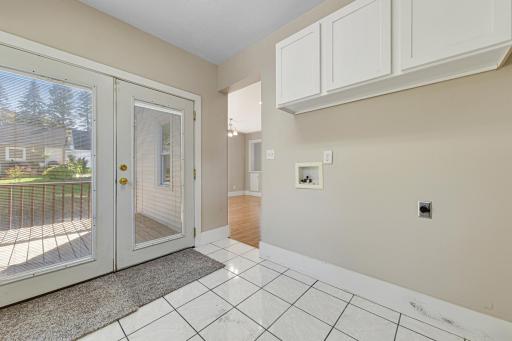 1427 Central Avenue N, Faribault, MN 55021