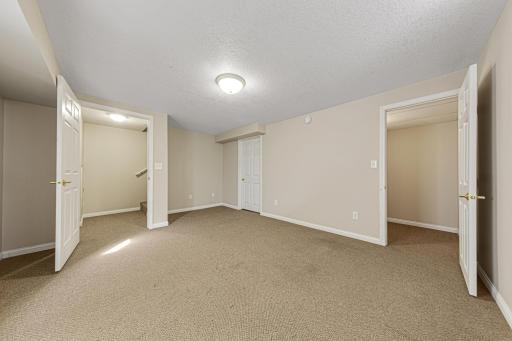 1427 Central Avenue N, Faribault, MN 55021