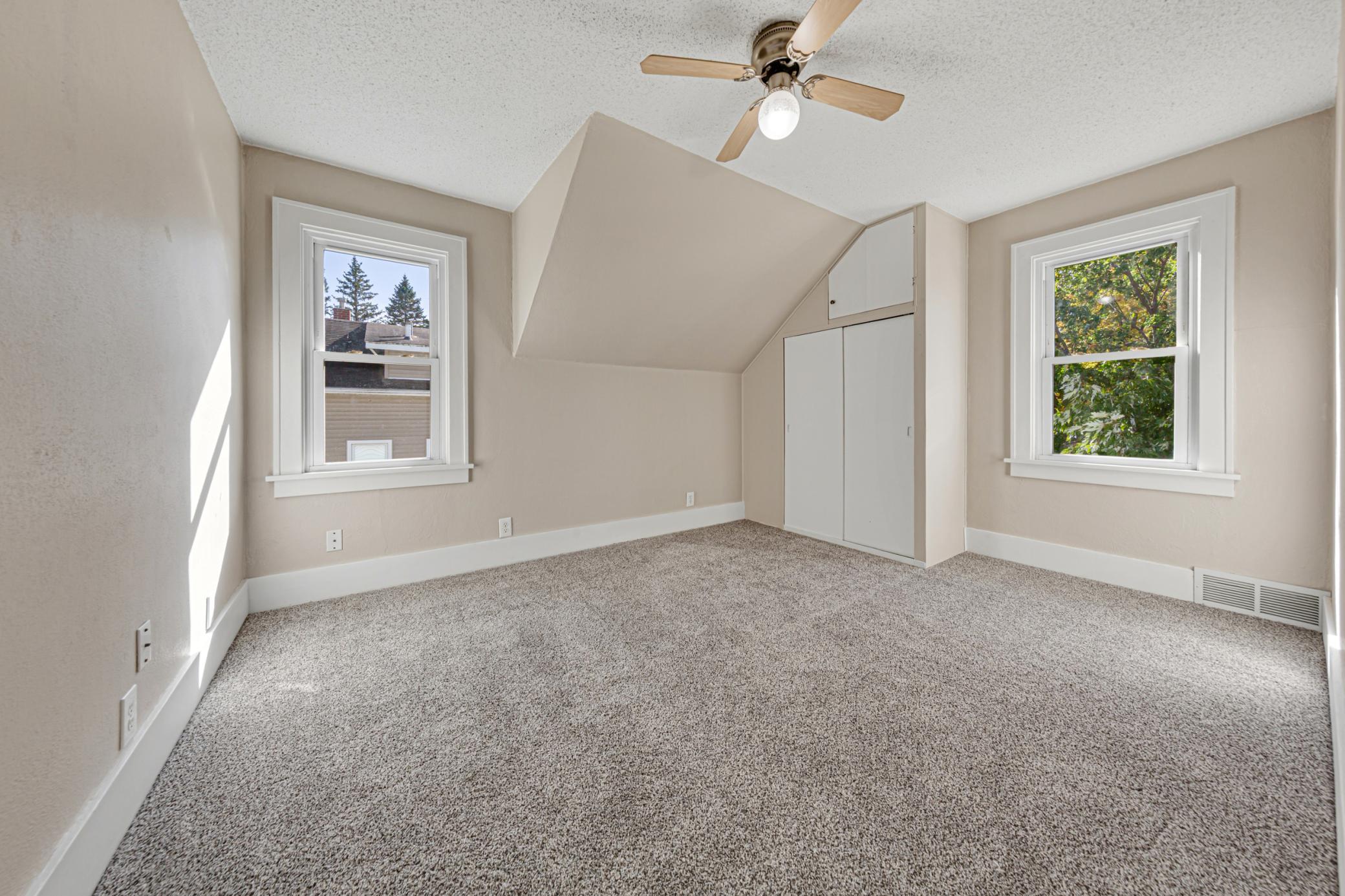 30 bedroom 2.jpg