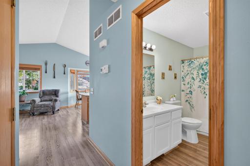 37838 Hawthorne Avenue, North Branch, MN 55056