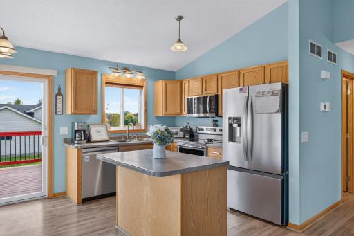 37838 Hawthorne Avenue, North Branch, MN 55056