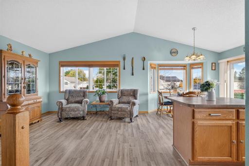 37838 Hawthorne Avenue, North Branch, MN 55056