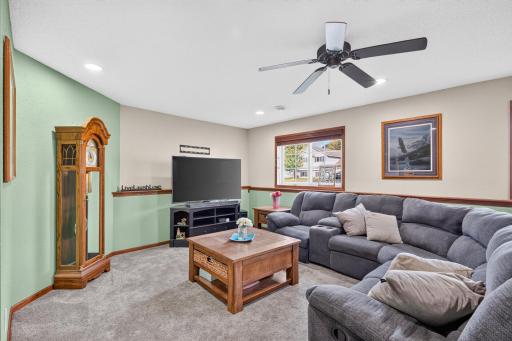 37838 Hawthorne Avenue, North Branch, MN 55056