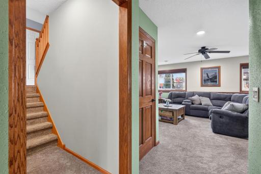 37838 Hawthorne Avenue, North Branch, MN 55056