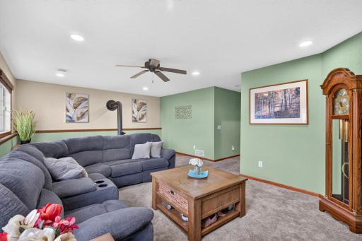 37838 Hawthorne Avenue, North Branch, MN 55056
