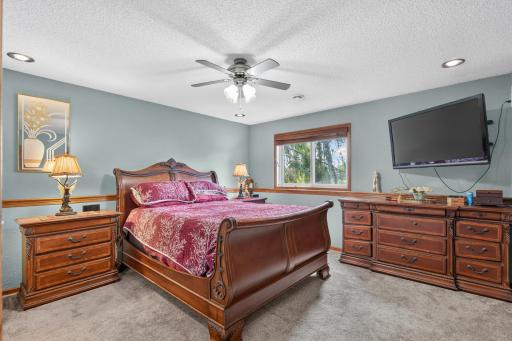 37838 Hawthorne Avenue, North Branch, MN 55056