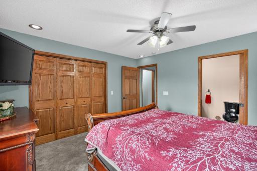 37838 Hawthorne Avenue, North Branch, MN 55056