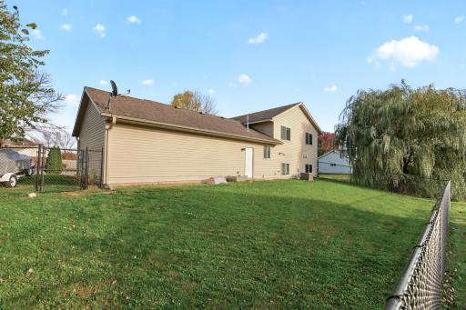 37838 Hawthorne Avenue, North Branch, MN 55056