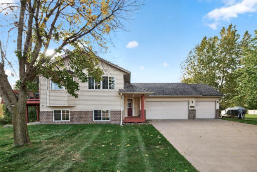 37838 Hawthorne Avenue, North Branch, MN 55056