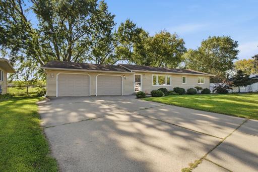 Photo for 2128 Shale Lane, Eagan, MN 55122 - listing #7154586 2128 Shale Lane, Eagan, MN 55122