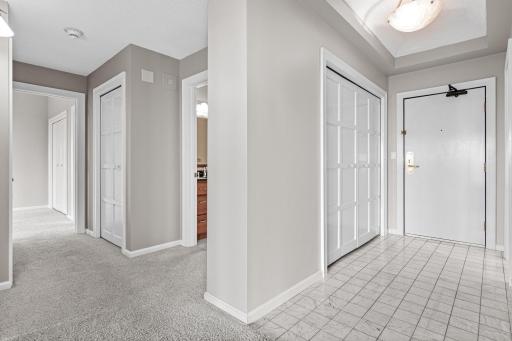1235 Yale Place, 808, Minneapolis, MN 55403