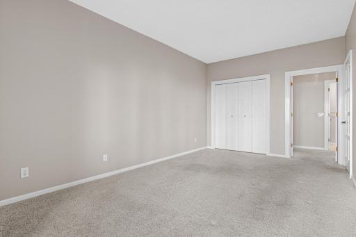 1235 Yale Place, 808, Minneapolis, MN 55403